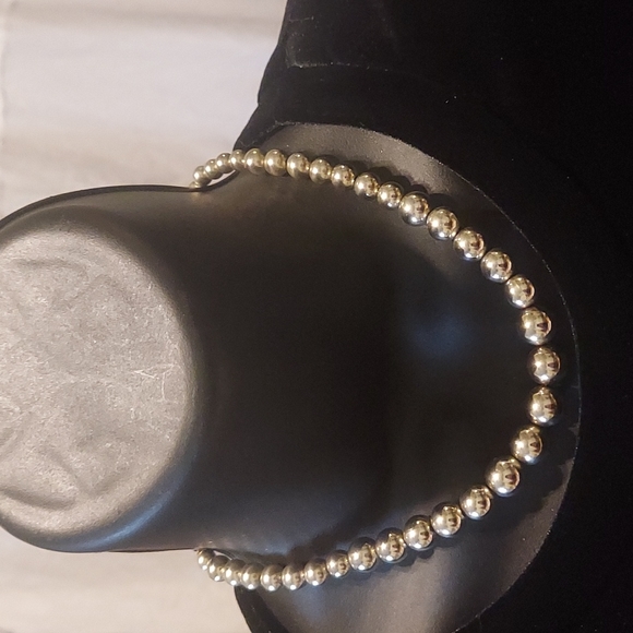 Monet Jewelry - Vintage Monet Silvertone Graduating Bead Choker Monet #11